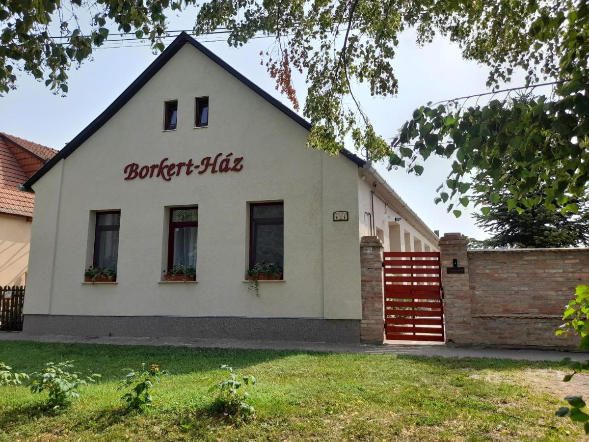 Bed and Breakfast Borkert Ház Villány Esterno foto