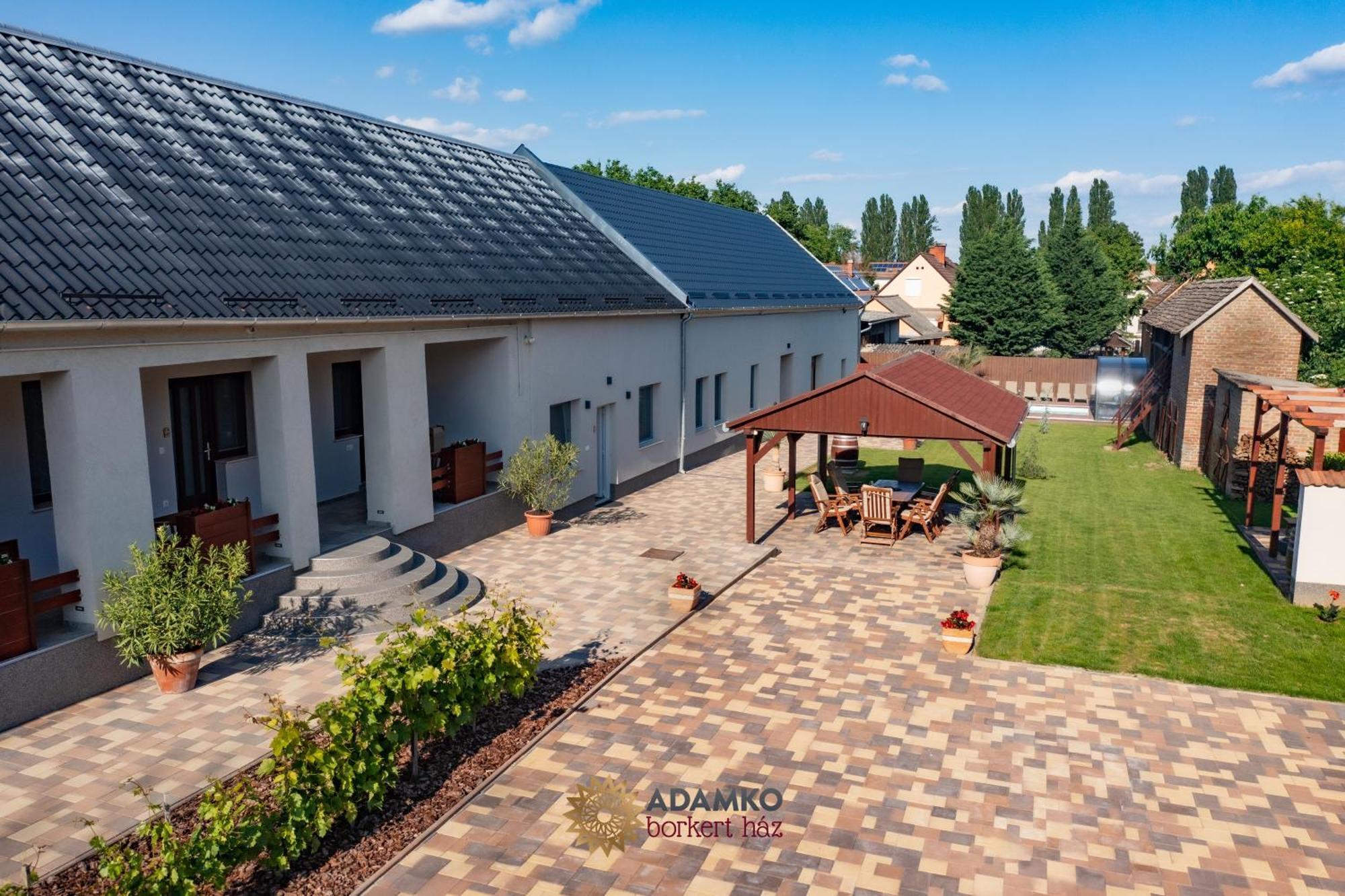 Bed and Breakfast Borkert Ház Villány Esterno foto